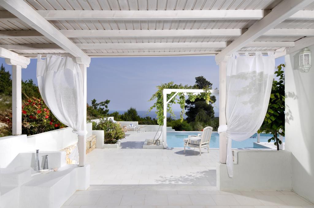 Anemolia Villas With Private Pools Near The Most Beautiful Beaches Of Alonissos Isomata Екстериор снимка